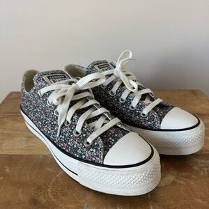Converse All Star Lift Platform Floral Sneakers Women's 8.5 Ditsy Print